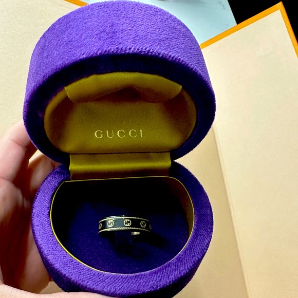 Unisex Gucci ring size 25 - Picture 1 of 1